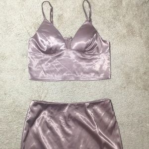 Silky hot 2pc pencil skirt w. Flashy top